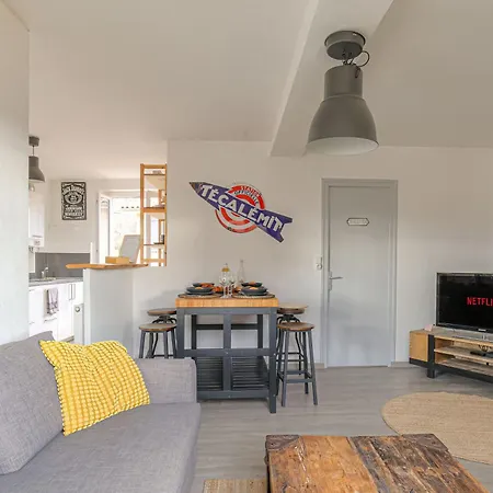 Lumineux, Wifi Debit, Proche Gare 7 Min, Lyon 15 Min Couzon-au-Mont-d'Or
